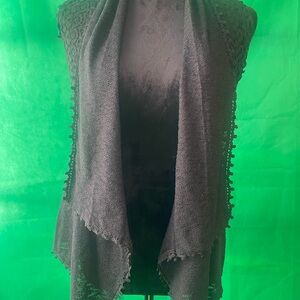 Almost Famous Black Sleeveless Sweater Cardigan with Lace Detail